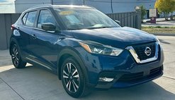 2020 Nissan Kicks SR