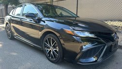 2022 Toyota Camry SE