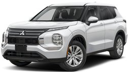 2026 Mitsubishi Outlander ES