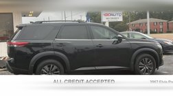 2022 Nissan Pathfinder SV