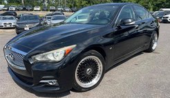 2015 Infiniti Q50 Standard
