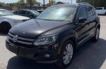 2016 Volkswagen Tiguan R-Line