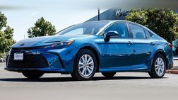 2025 Toyota Camry LE FWD