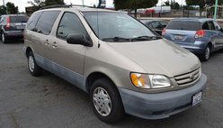 2002 Toyota Sienna CE