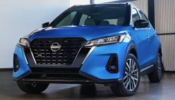 2021 Nissan Kicks SR