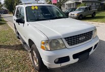 2004 Ford Explorer XLT
