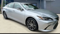 2025 Lexus ES 300h w/ Premium Package