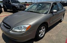 2003 Ford Taurus SE
