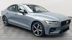 2024 Volvo S60 B5 Plus Dark Theme