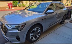 2022 Audi e-tron quattro Premium