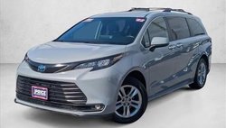 2022 Toyota Sienna Woodland Edition