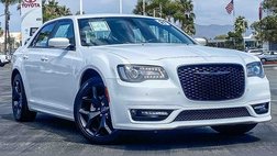 2021 Chrysler 300 Touring