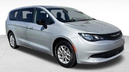2024 Chrysler Voyager LX