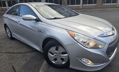 2011 Hyundai Sonata Hybrid Sedan