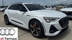 2022 Audi e-tron S quattro Premium Plus