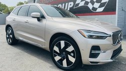 2023 Volvo XC60 Recharge T8 Ultimate Bright Theme