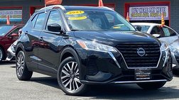 2022 Nissan Kicks SV