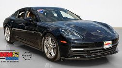 2017 Porsche Panamera 4