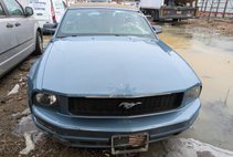 2006 Ford Mustang V6 Deluxe