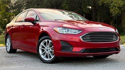 2020 Ford Fusion SE