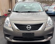 2012 Nissan Versa 1.6 SL