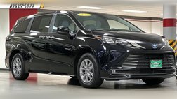 2025 Toyota Sienna XLE