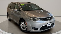 2017 Chrysler Pacifica Touring L FWD