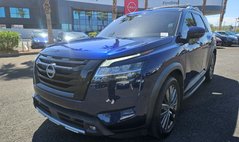 2022 Nissan Pathfinder SL
