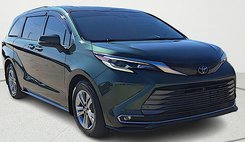 2022 Toyota Sienna Platinum 7-Passenger