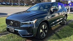 2025 Volvo XC60 T8 Plus Dark Theme