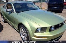 2006 Ford Mustang GT Deluxe