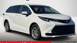 2024 Toyota Sienna LE 8-Passenger