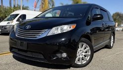 2017 Toyota Sienna XLE