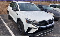 2022 Volkswagen Taos S 4Motion