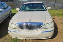 2003 Lincoln Town Car Cartier