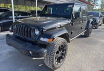 2024 Jeep Gladiator NightHawk