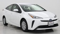 2022 Toyota Prius LE