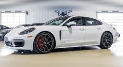 2022 Porsche Panamera GTS