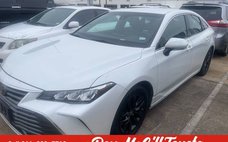 2022 Toyota Avalon XLE