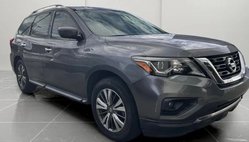 2020 Nissan Pathfinder SV