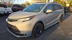 2024 Toyota Sienna Woodland Edition