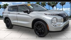 2022 Mitsubishi Outlander Black Edition