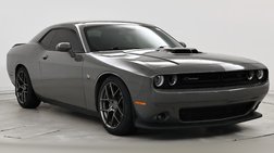 2017 Dodge Challenger 392 HEMI Scat Pack Shaker