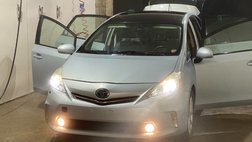 2012 Toyota Prius v Five