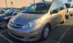 2010 Toyota Sienna CE 7-Passenger