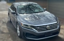 2020 Volkswagen Passat R-Line