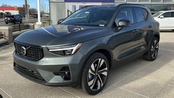 2026 Volvo XC40 B5 Ultra