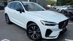 2024 Volvo XC60 B5 Core Dark Theme