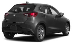2020 Toyota Yaris Hatchback LE