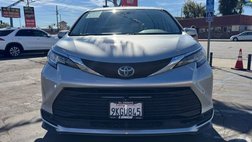 2022 Toyota Sienna LE 8-Passenger